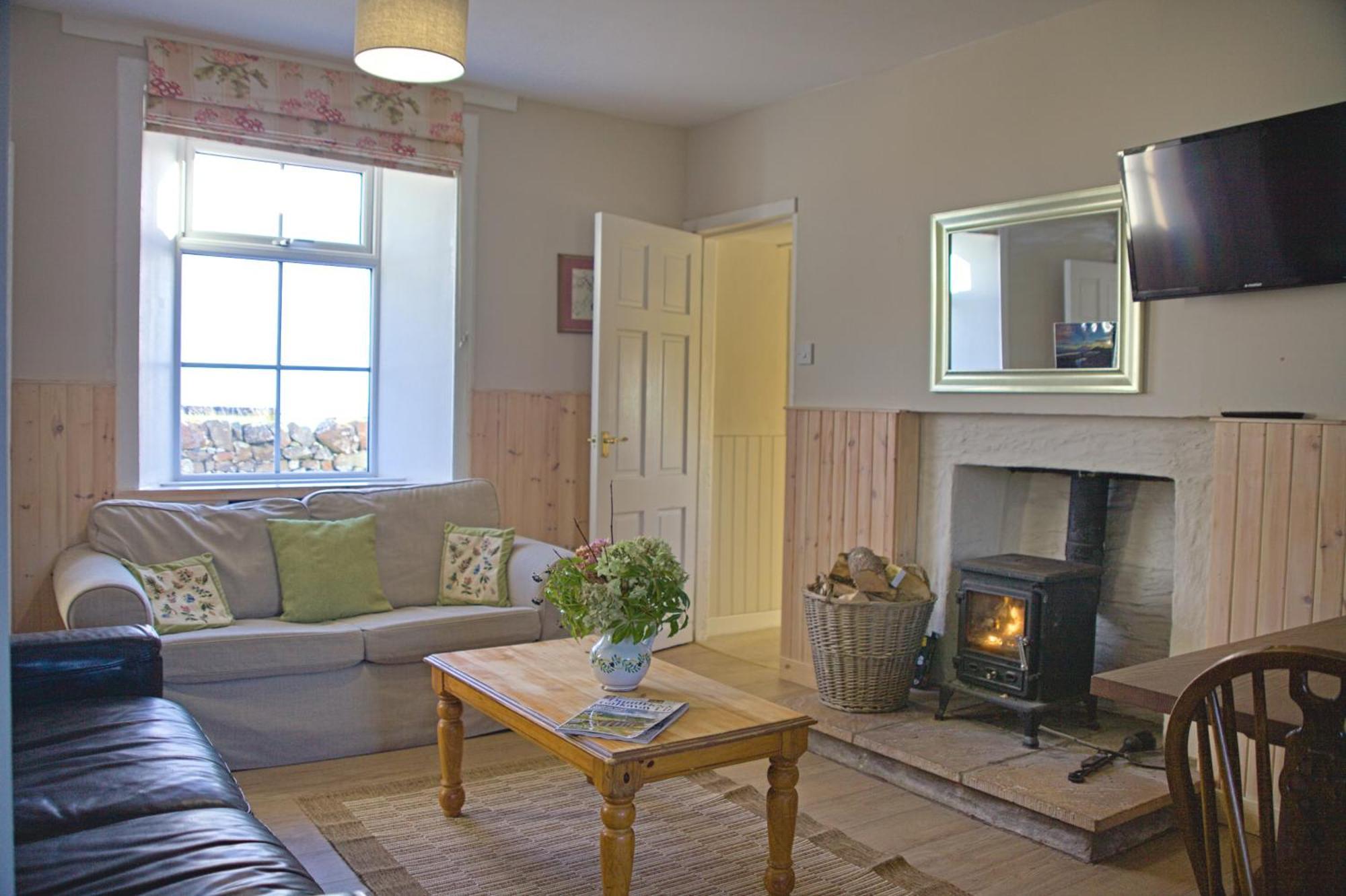 Powillimount Cottage Kirkbean Buitenkant foto